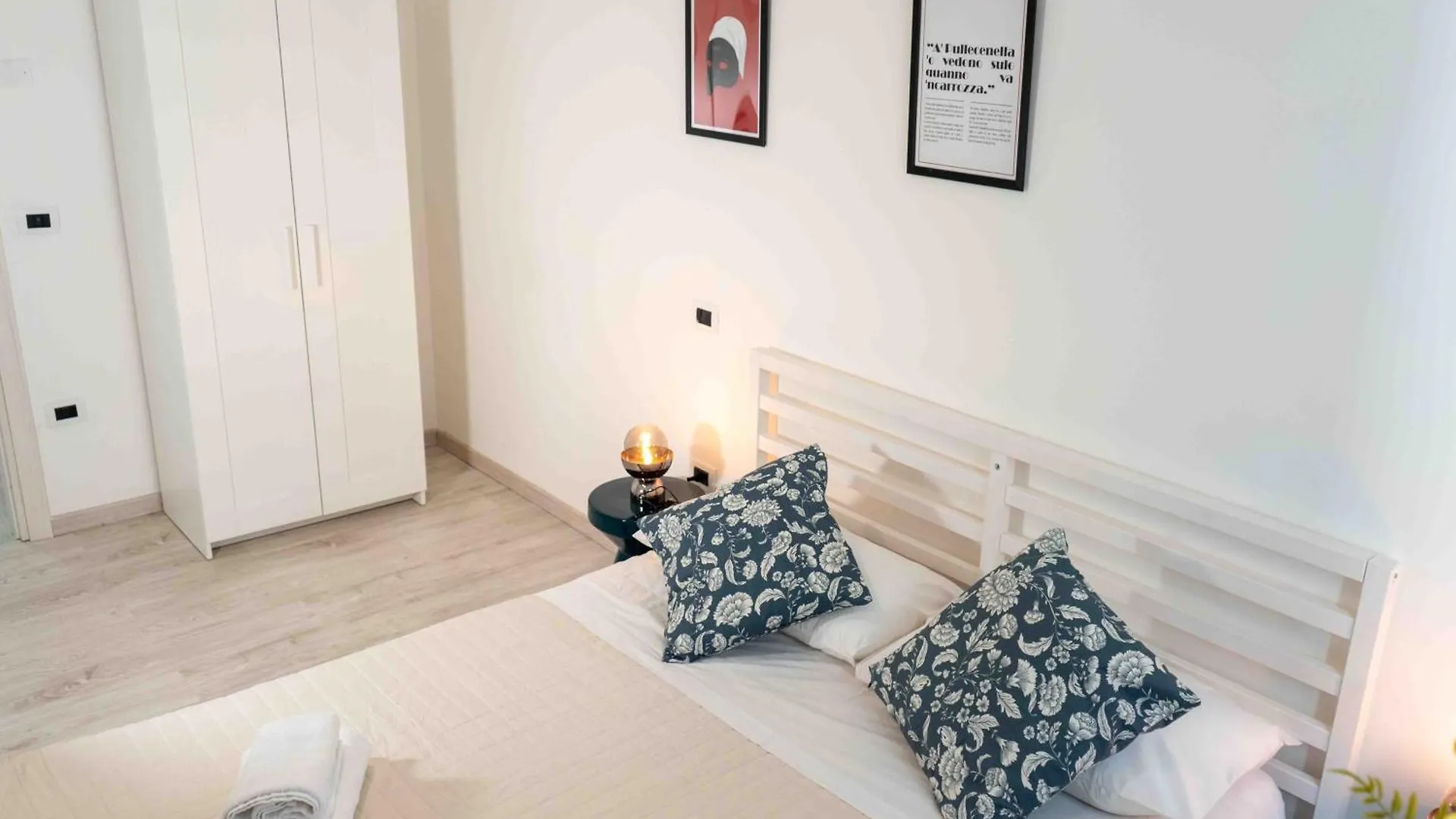 Guest house Nalusa Rooms - In Centro A Toledo Naples Italy